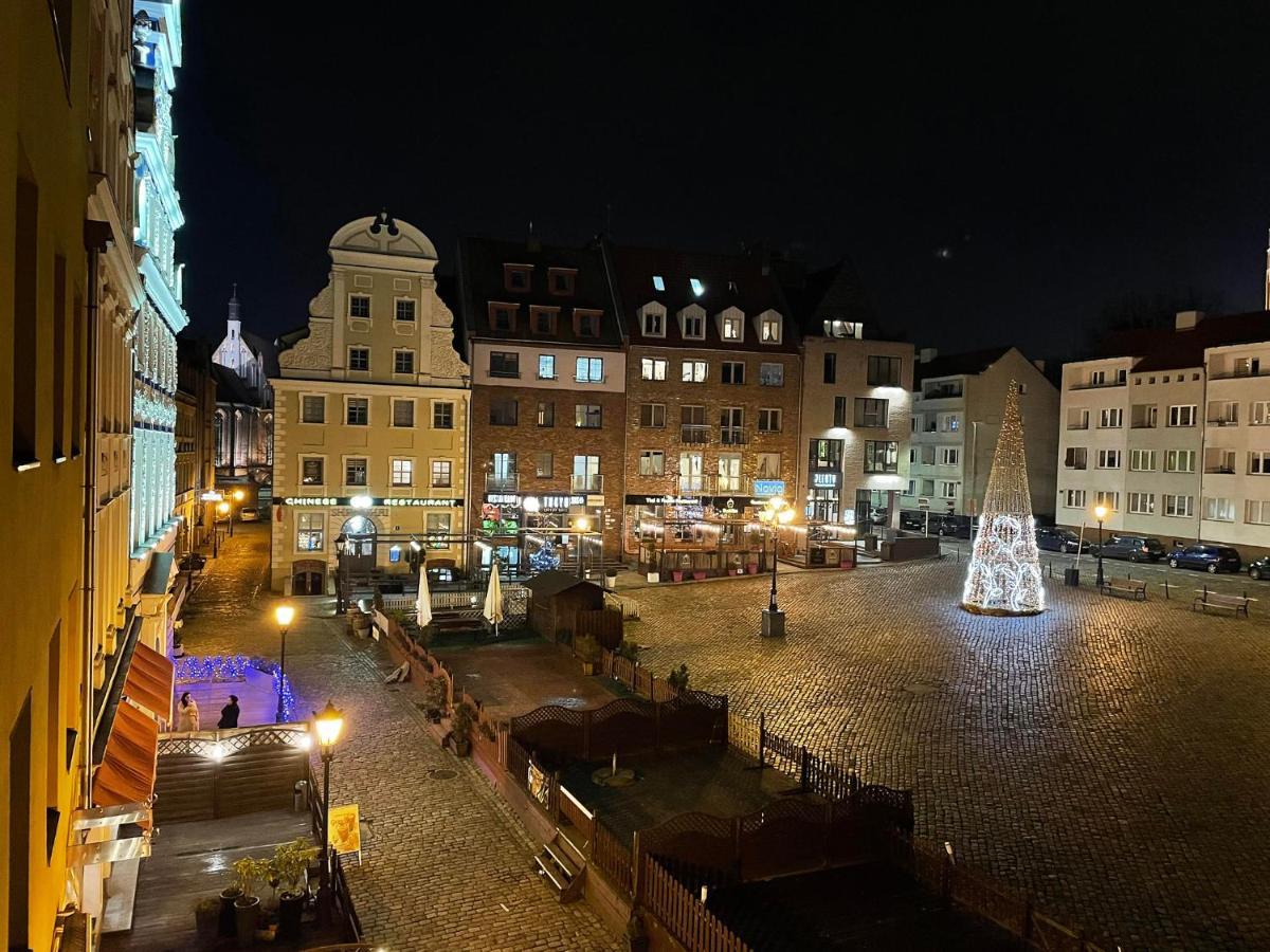 U In Old Town